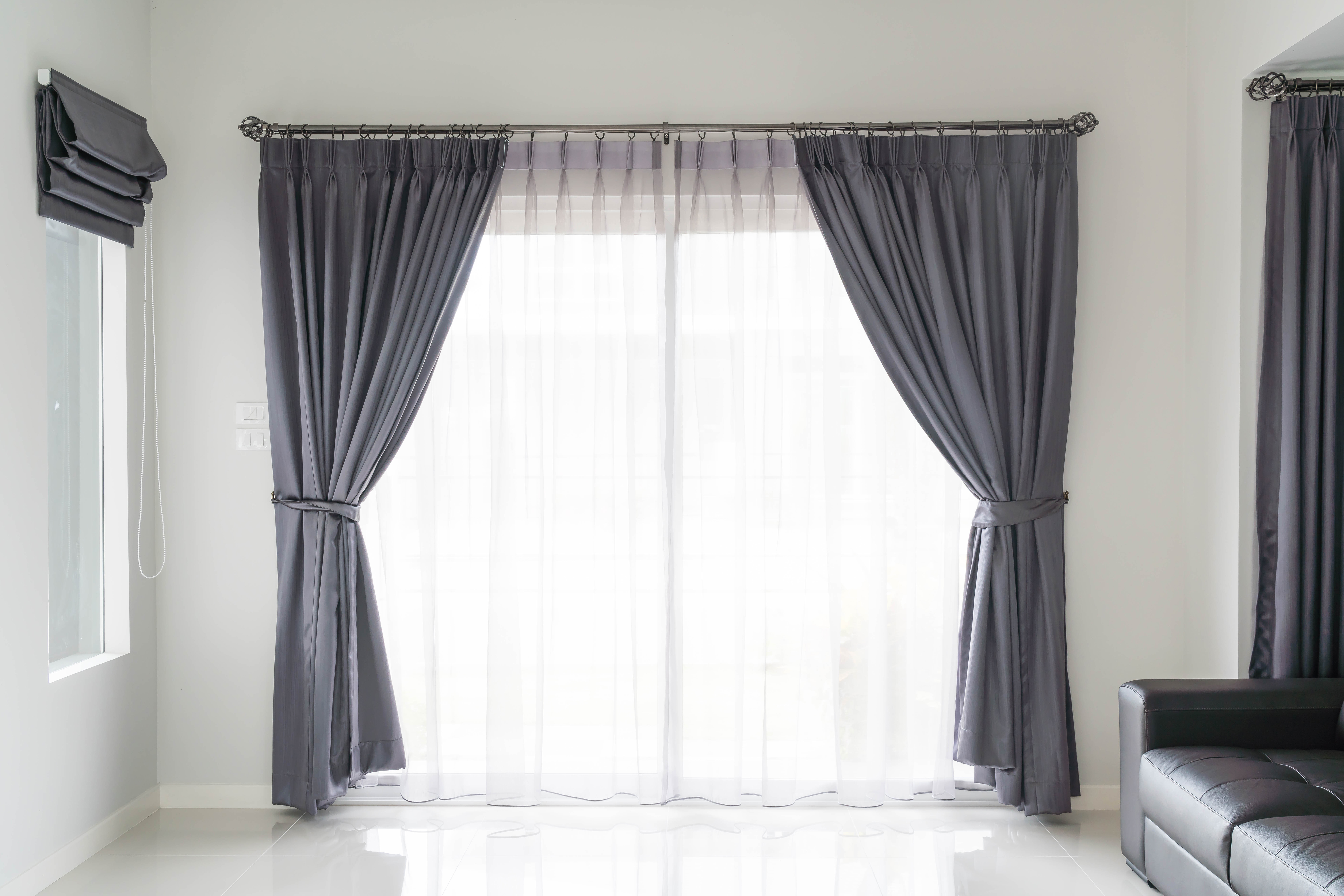 Why Regular Curtain Cleaning Is Important in Dubai’s Dusty Climate